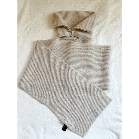 Zara Beige Knit Scarf with Zip Collar - Picture 9 of 9